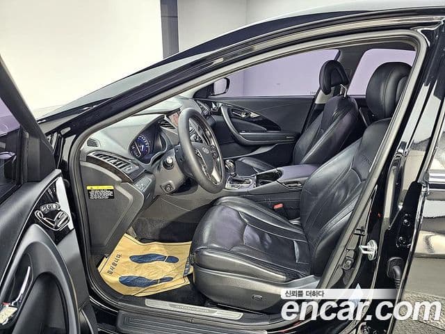 Hyundai Grandeur HG Premium, 2013 8