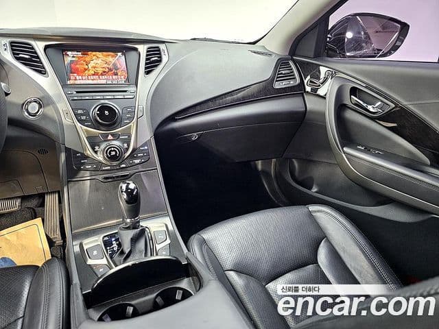 Hyundai Grandeur HG Premium, 2013 10