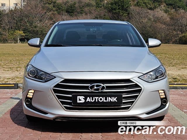 Hyundai Avante AD 1.6 GDI Smart, 2017 3