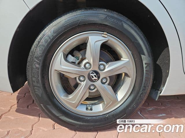 Hyundai Avante AD 1.6 GDI Smart, 2017 все фото