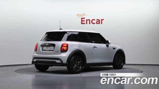 Mini Cooper 3세대, 2023 2