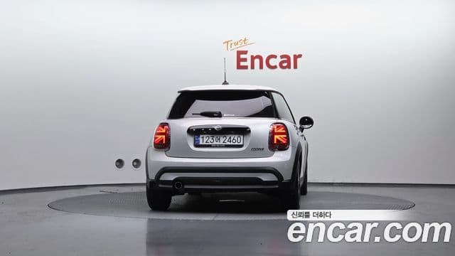 Mini Cooper 3세대, 2023 4