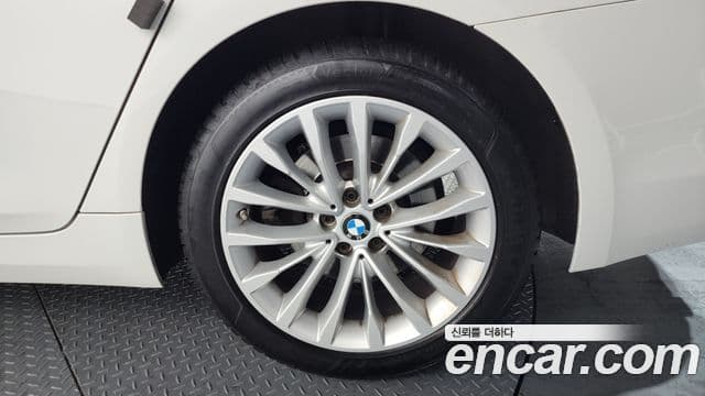 BMW 5시리즈 (G30) 530i Luxury Plus, 2018 все фото