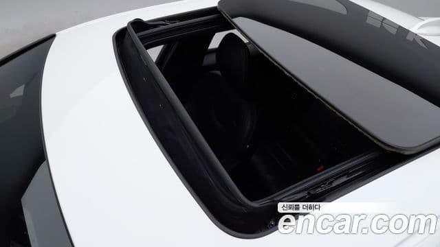 Volvo S60 3세대 B5 R-Design, 2022 13