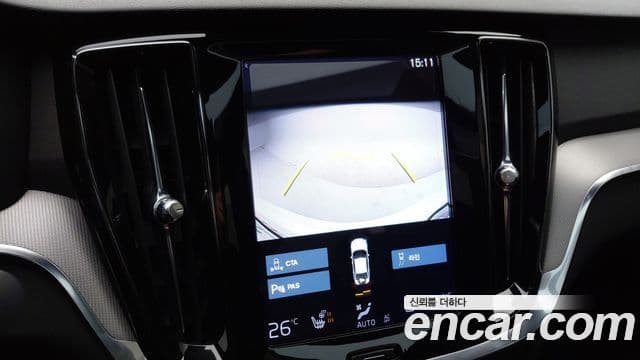 Volvo S60 3세대 B5 R-Design, 2022 16