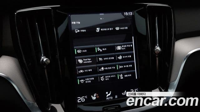 Volvo S60 3세대 B5 R-Design, 2022 18