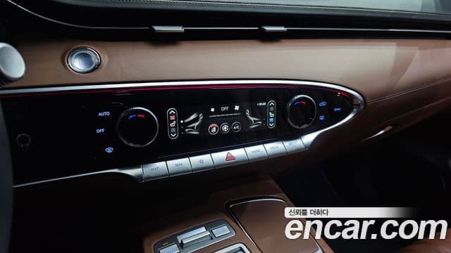 Genesis GV70, 2024 17