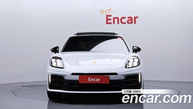 Porsche Panamera (976), 2024 3