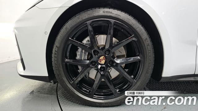 Porsche Panamera (976), 2024 все фото