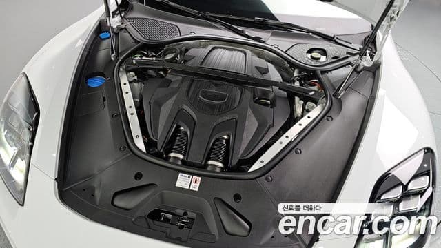 Porsche Panamera (976), 2024 6