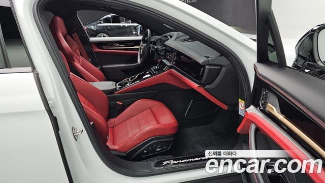 Porsche Panamera (976), 2024 10