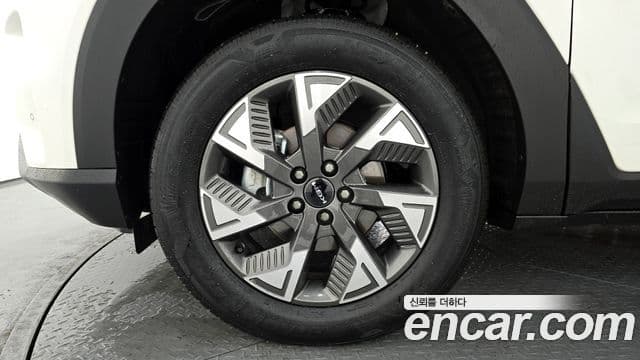 KG모빌리티(SsangYong) The / новый New Torres T7, 2026 все фото