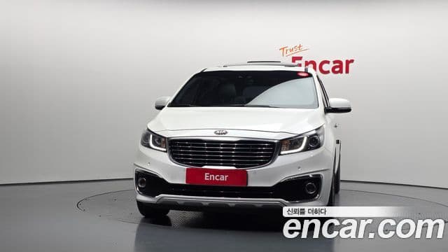 Kia All New Carnival Noblesse, 2015 3