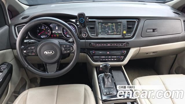 Kia All New Carnival Noblesse, 2015 7