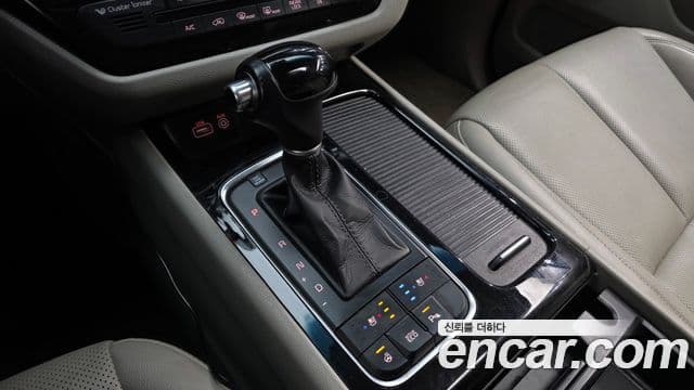 Kia All New Carnival Noblesse, 2015 9