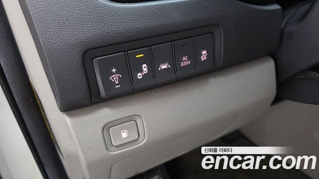 Kia All New Carnival Noblesse, 2015 18