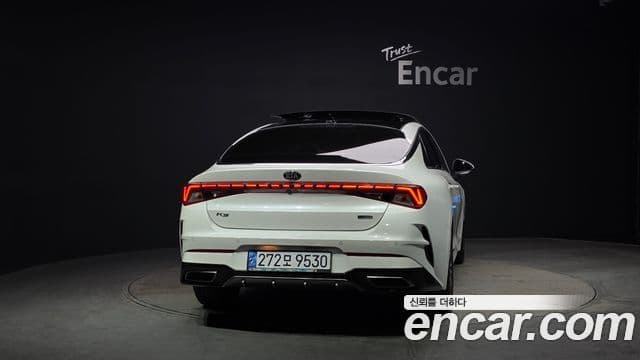 Kia K5 гибрид 3세대 Signature, 2020 4