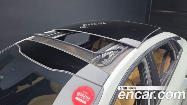 Kia K5 гибрид 3세대 Signature, 2020 19