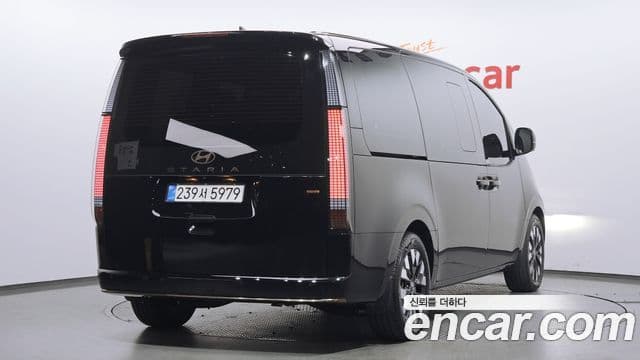 Hyundai Staria Inspiration, 2025 2