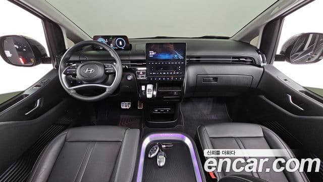 Hyundai Staria Inspiration, 2025 7