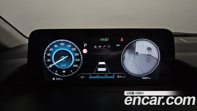 Hyundai Staria Inspiration, 2025 8