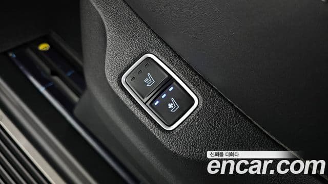 Hyundai Staria Inspiration, 2025 18