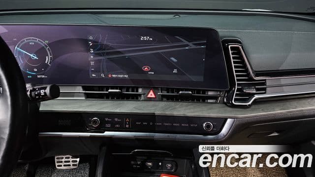 Kia Sportage 5세대 гибрид Signature 2WD, 2024 16