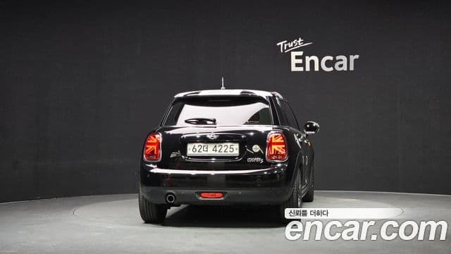 Mini Cooper 3세대, 2017 4