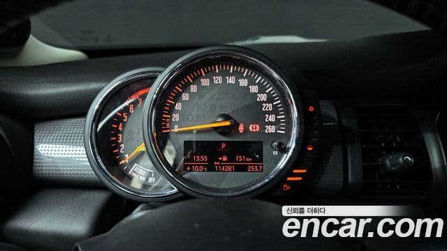 Mini Cooper 3세대, 2017 8