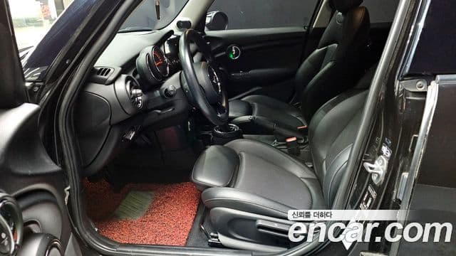 Mini Cooper 3세대, 2017 10