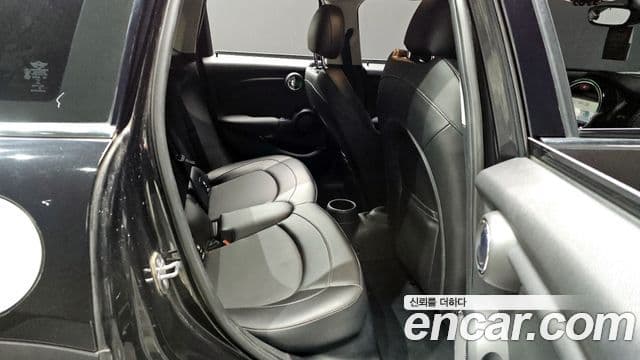 Mini Cooper 3세대, 2017 13