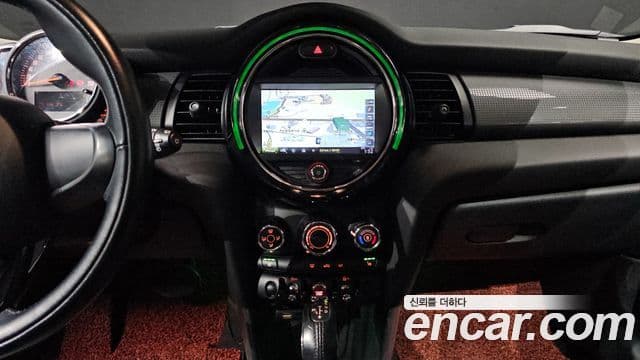 Mini Cooper 3세대, 2017 15