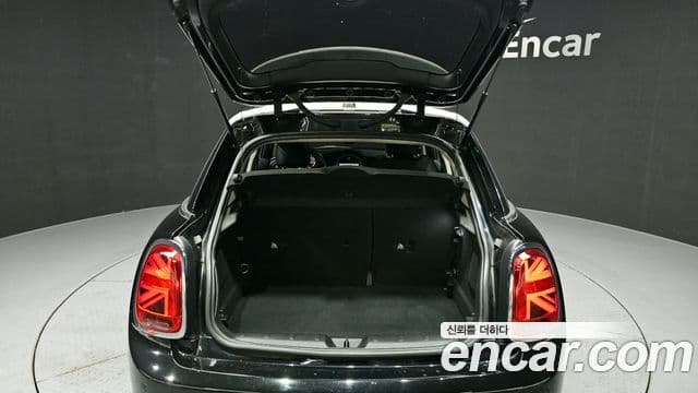 Mini Cooper 3세대, 2017 20