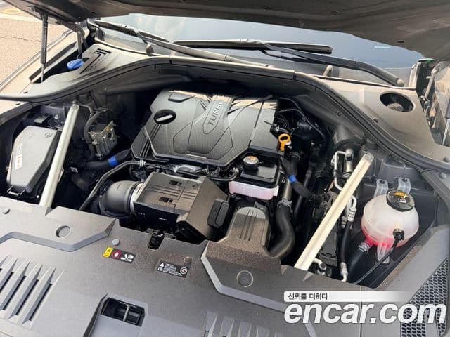 Genesis GV70, 2022 6