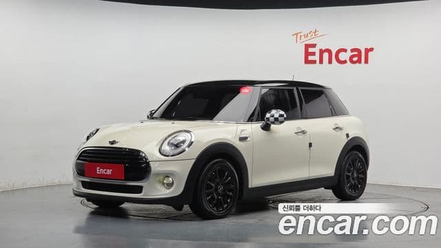 Mini Cooper 3세대, 2017 1