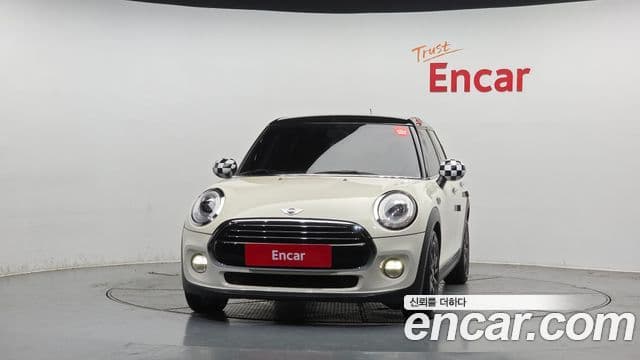 Mini Cooper 3세대, 2017 3