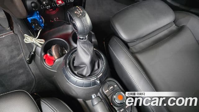 Mini Cooper 3세대, 2017 9