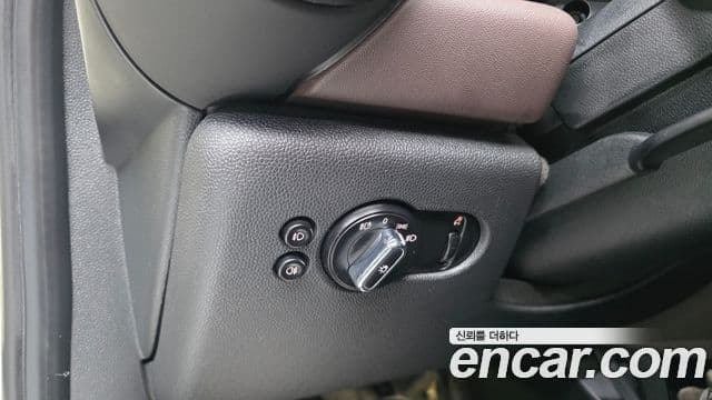 Mini Cooper 3세대, 2017 19