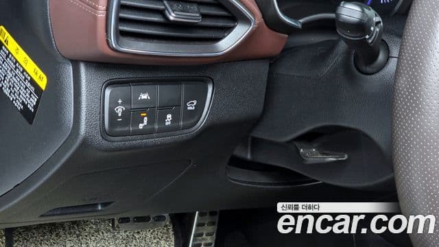 Hyundai Santa Fe TM Inspiration, 2019 14