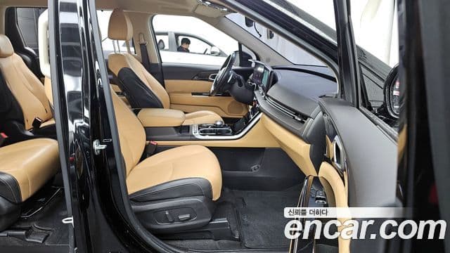 Kia Carnival 4세대 Signature, 2022 11