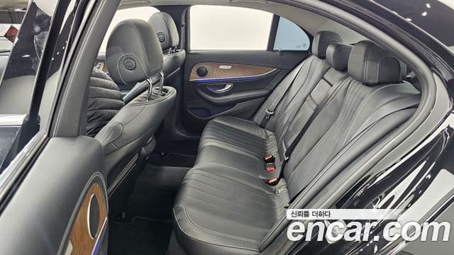 Mercedes-Benz E-класс W213 Exclusive, 2017 12