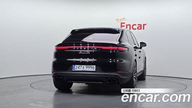 Porsche Cayenne (PO536) 3.0 S E-гибрид купе, 2025 4