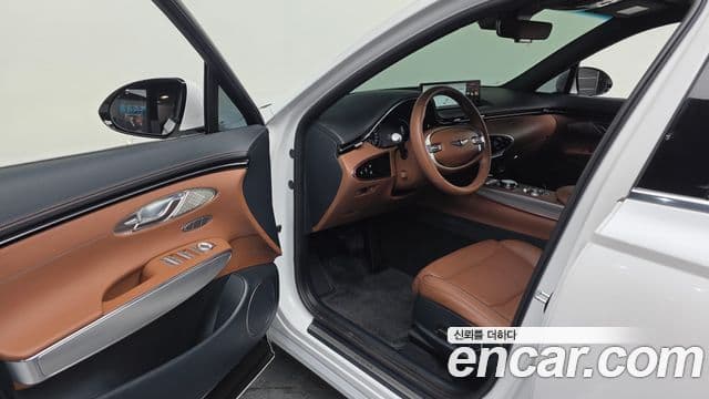 Genesis GV70, 2023 10