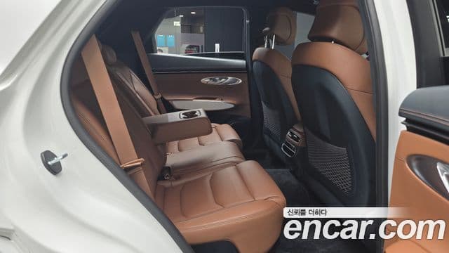 Genesis GV70, 2023 12