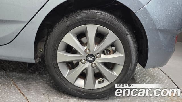 Hyundai Accent(новый кузов / новое поколение) Modern, 2019 все фото