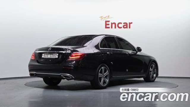 Mercedes-Benz E-класс W213 Avantgarde, 2017 2