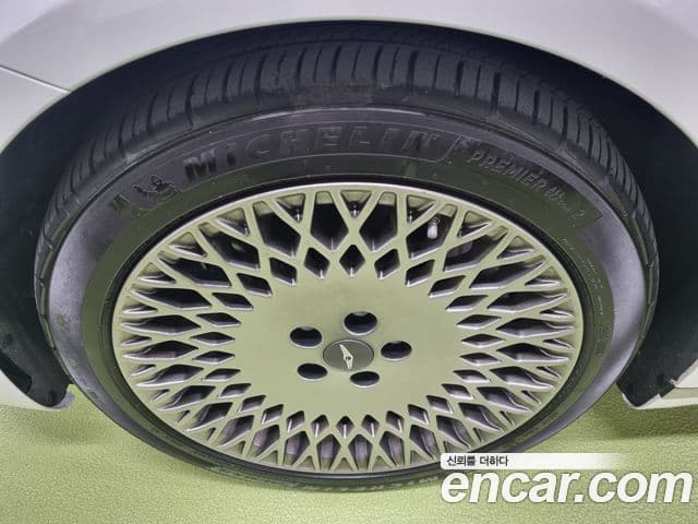 Genesis G80 (RG3) бензин 2.5 турбо AWD, 2023 все фото