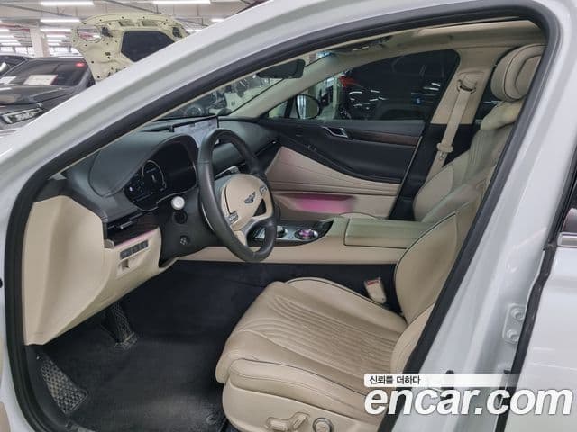 Genesis G80 (RG3) бензин 2.5 турбо AWD, 2023 10