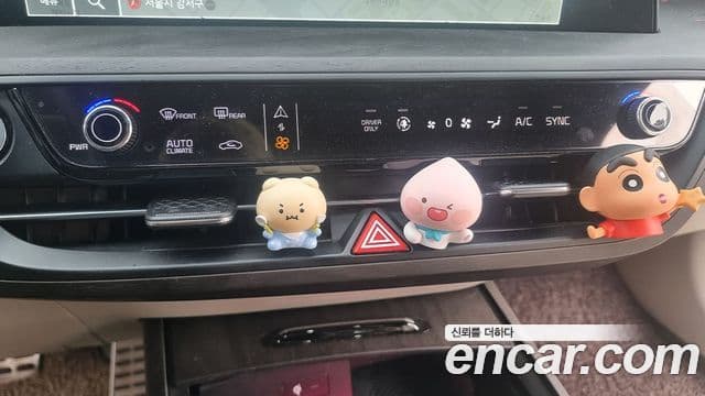 Kia K8 гибрид Signature, 2023 11