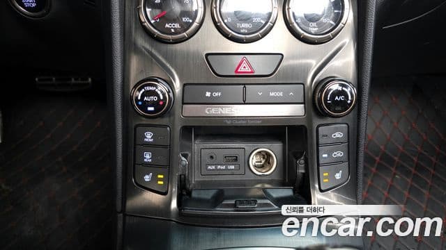 Hyundai The / новый New Genesis купе 200 турбо S, 2014 18